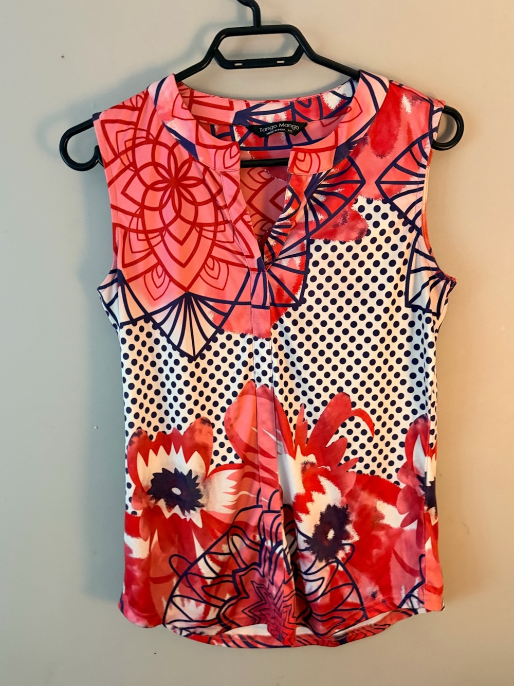 Tango Mango Floral polka dot Mandela top sleeveless blouse